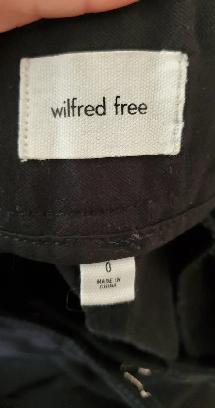 Aritzia WILFRED FREE Picture Cargo Pant Black Wide Leg Sz 0